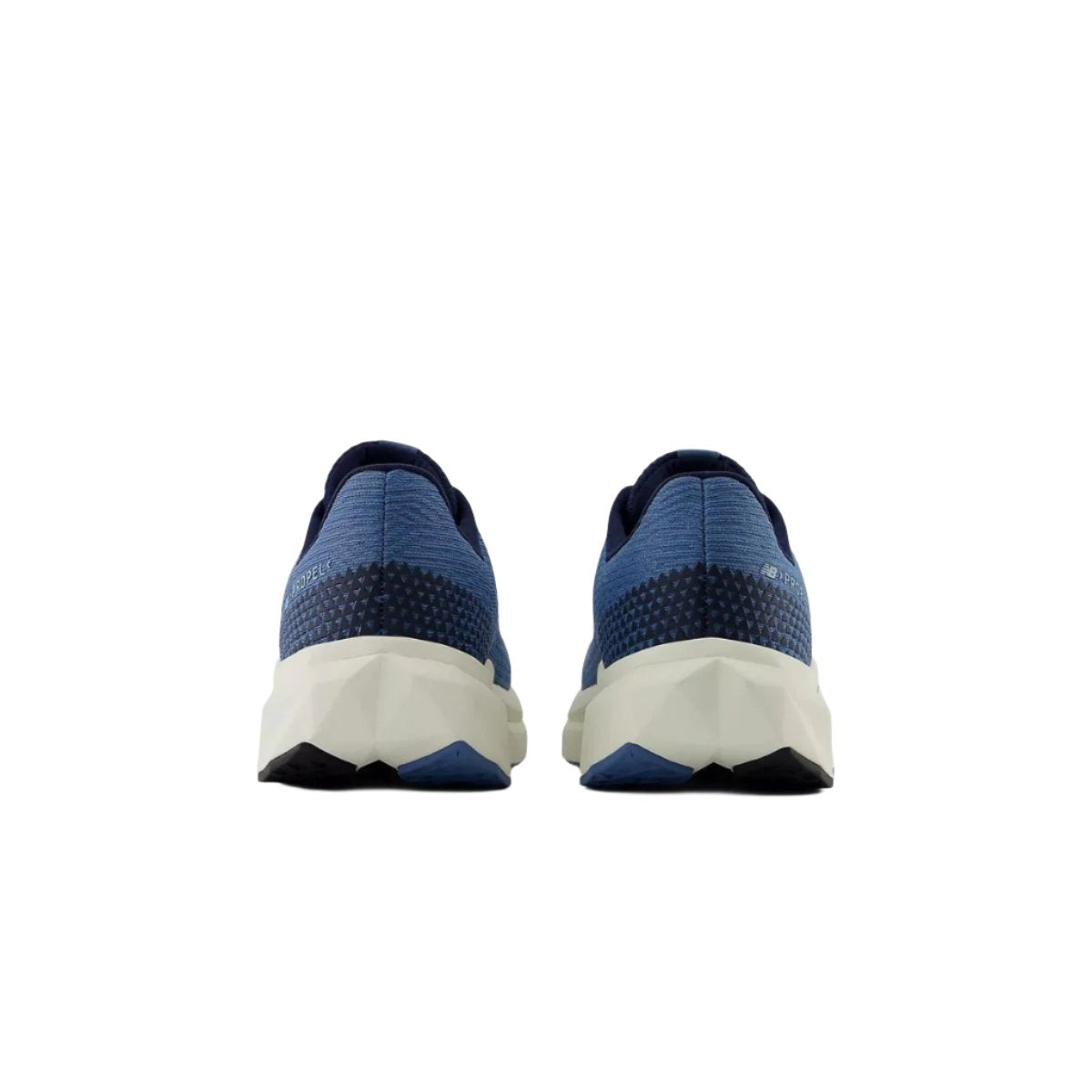 Women's NB FuelCell Propel v5